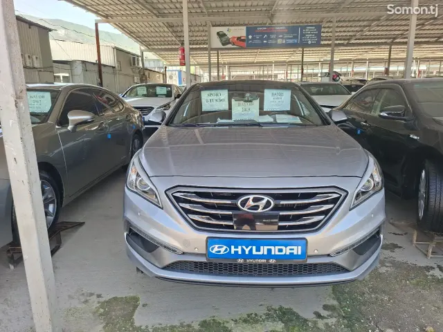 Hyundai Sonata 2015 · 2.0 AT