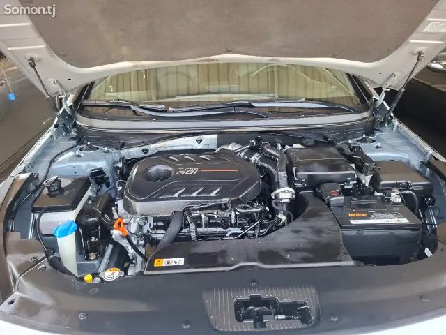 Hyundai Sonata 2015 · 2.0 AT