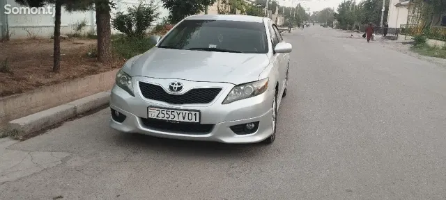 Toyota Camry 2011 · 2.5 AT