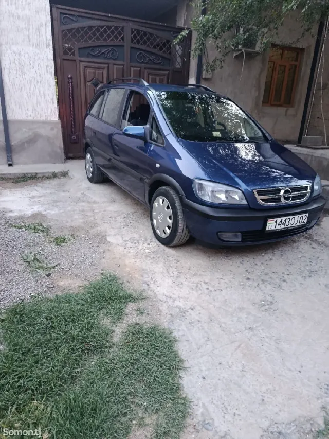Opel Zafira 2003 · 1.8 AT