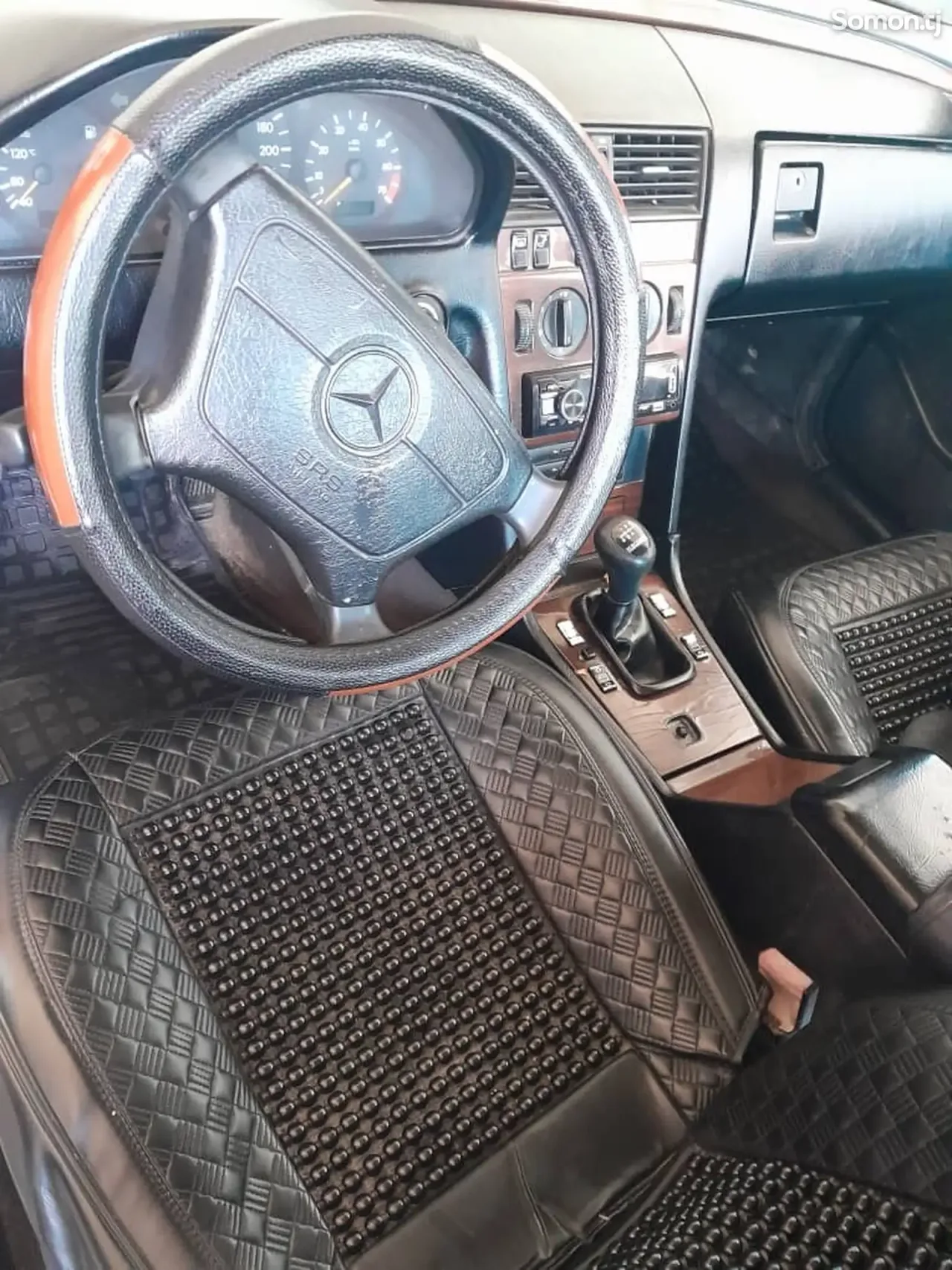 Mercedes-Benz C class 1995 · 2.0 MT
