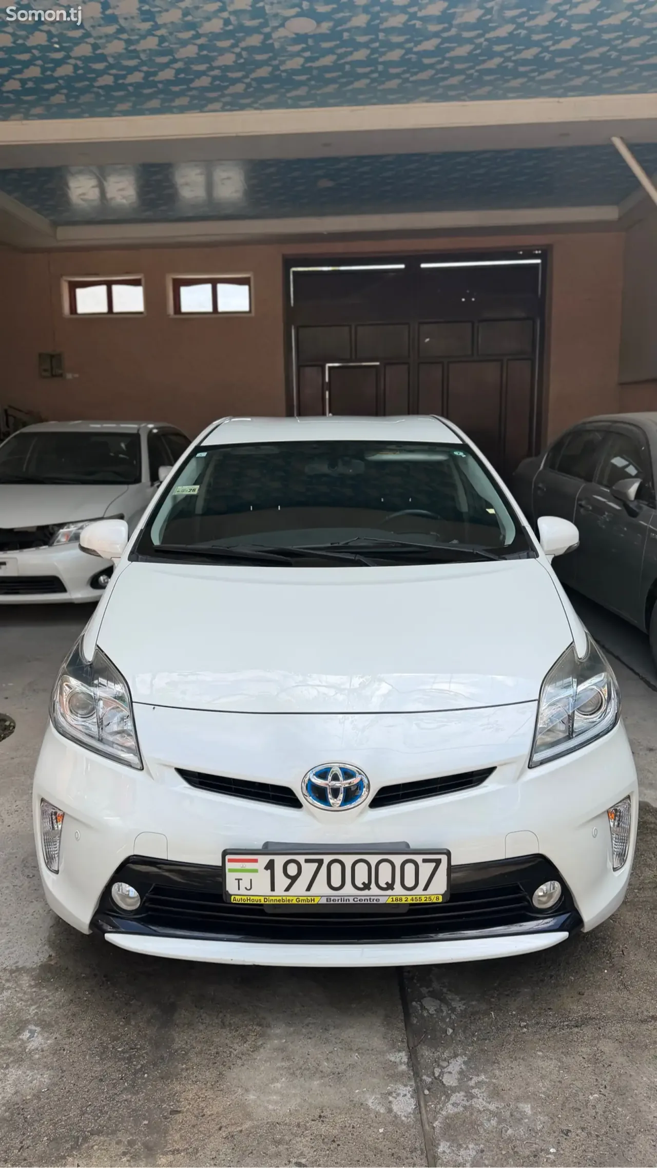 Toyota Prius 2014 · 1.8 AT