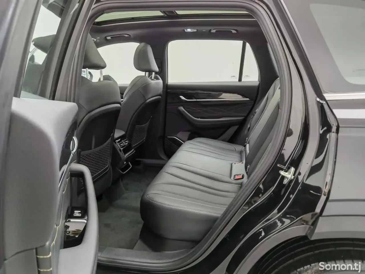 Geely Monjaro 2024 · 2.0 AT