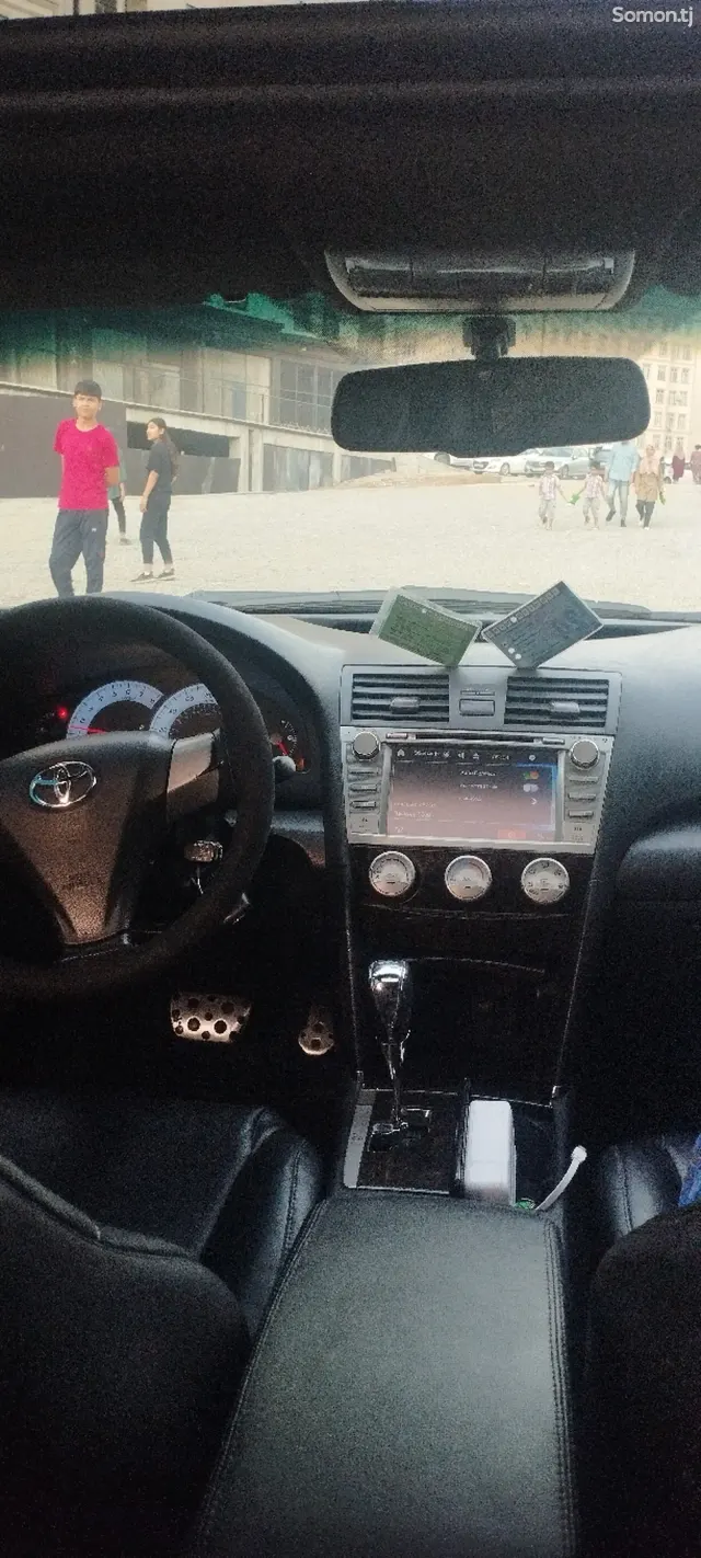 Toyota Camry 2011 · 3.5 AT