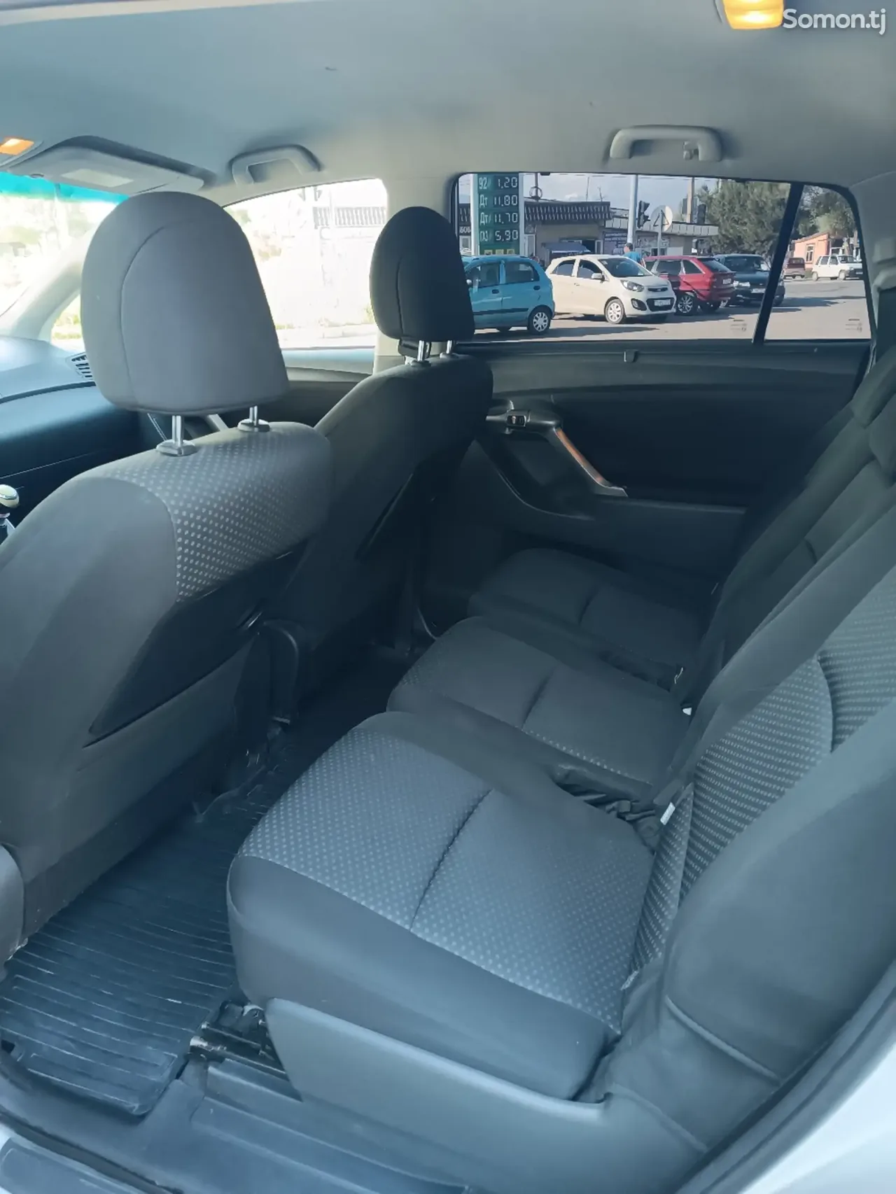 Toyota Corolla Verso 2009 · 1.9 MT