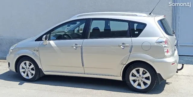 Toyota Corolla Verso 2008 · 1.8 MT