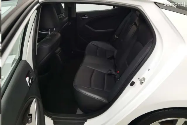 Kia K5 2014 · 2.0 AT