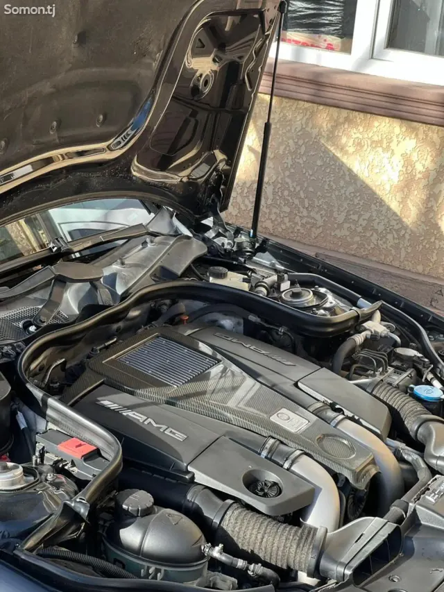 Mercedes-Benz CLS class 2013 · 6.3 CVT