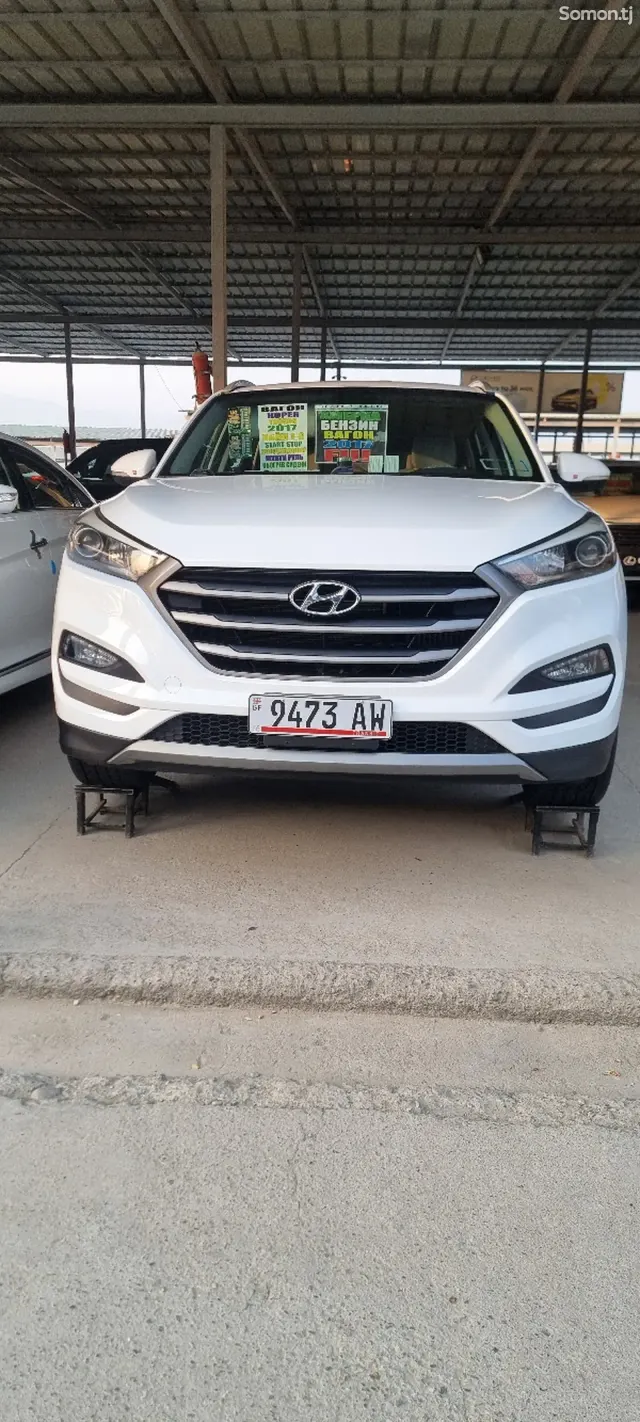 Hyundai Tucson 2017 · 1.6 AT