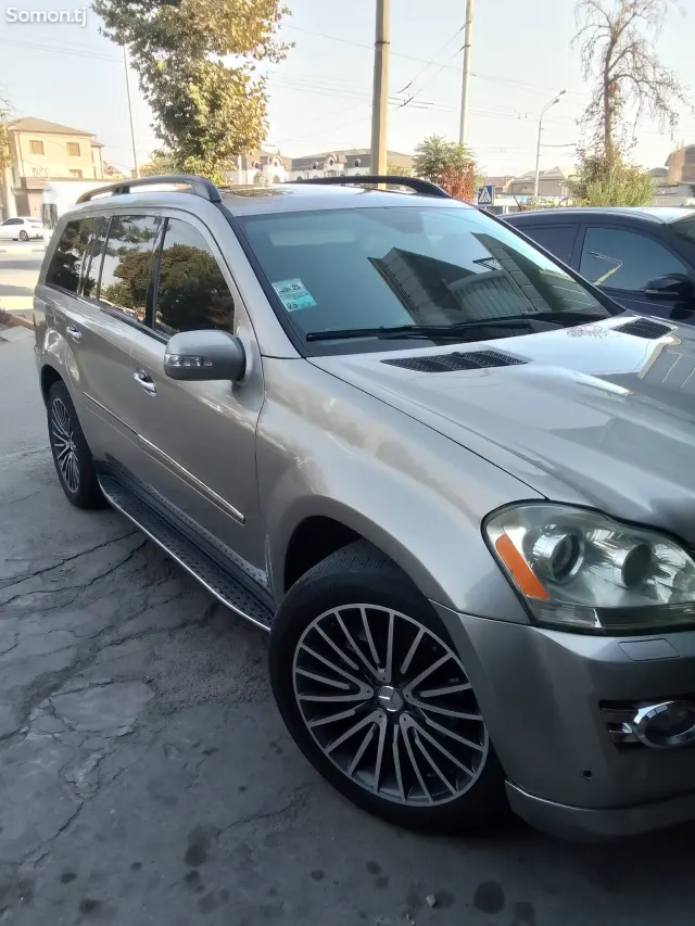 Mercedes-Benz GL class 2007 · 4.5 AT