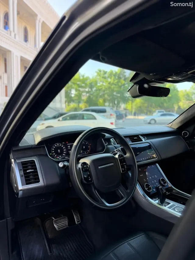 Land Rover Range Rover Sport 2019 · 3.0 AT