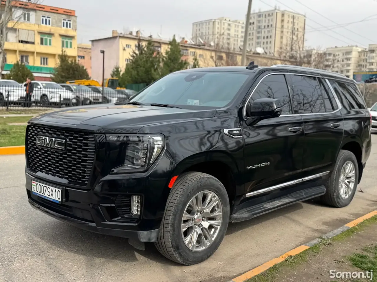 GMC Yukon 2022 · 6.2 AT