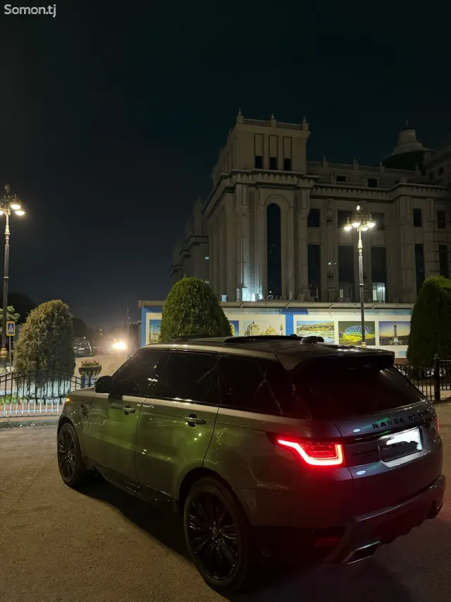 Land Rover Range Rover Sport 2018 · 3.0 AT