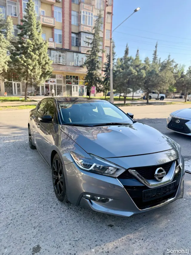 Nissan Maxima 2017 · 3.5 AT