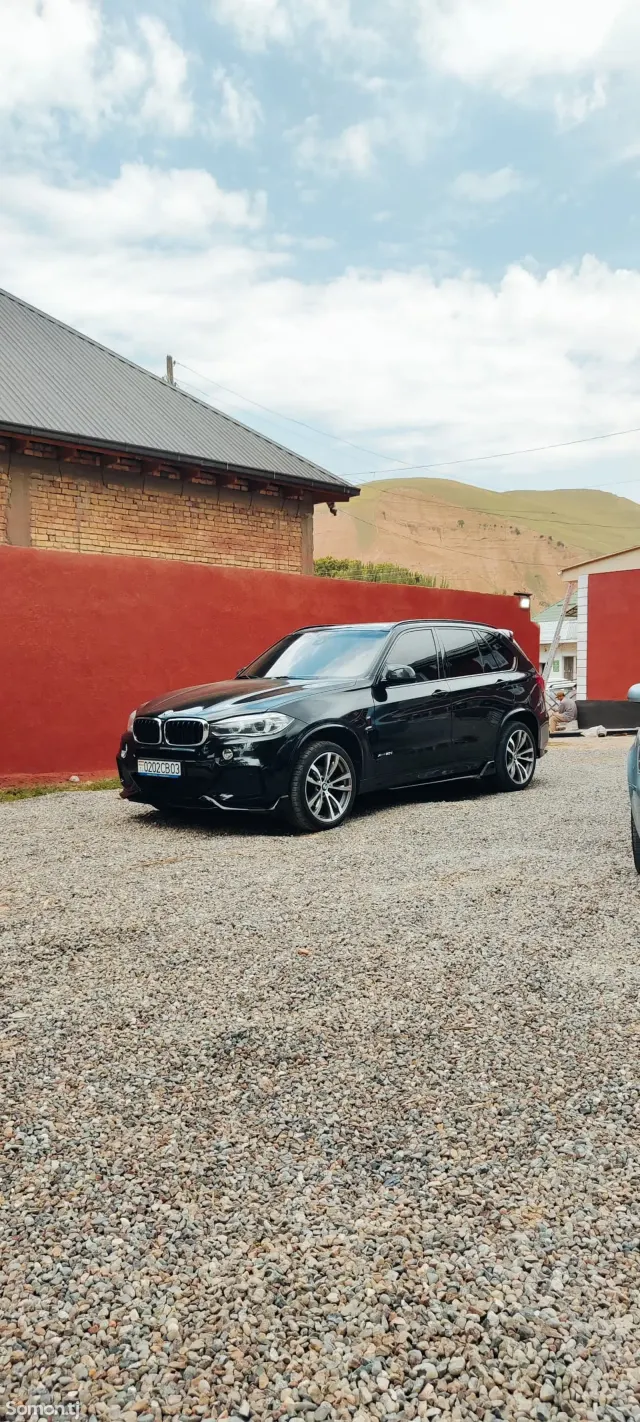 BMW X5 2015 · 3.0 AT