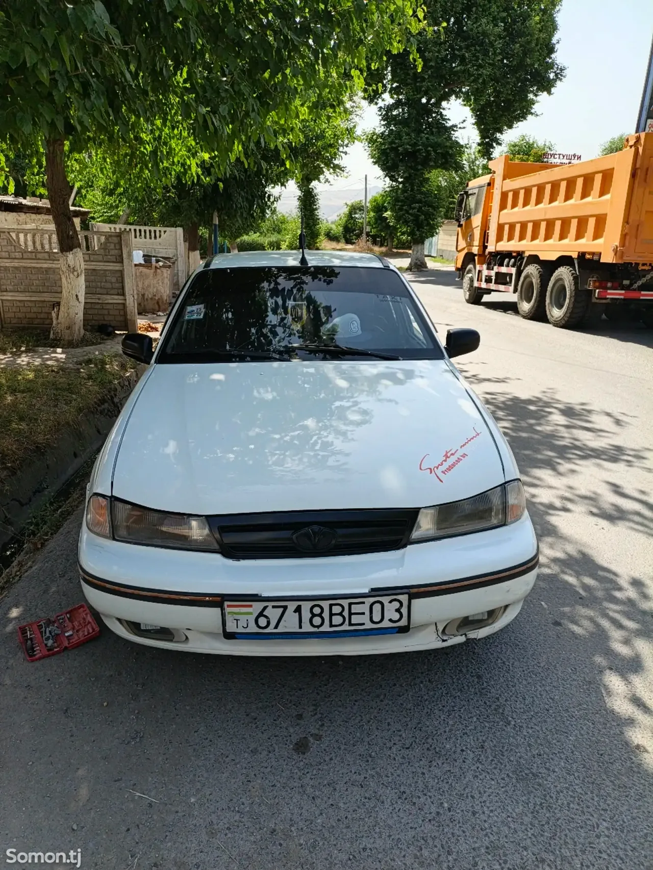 Daewoo Nexia 1994 · 1.6 MT