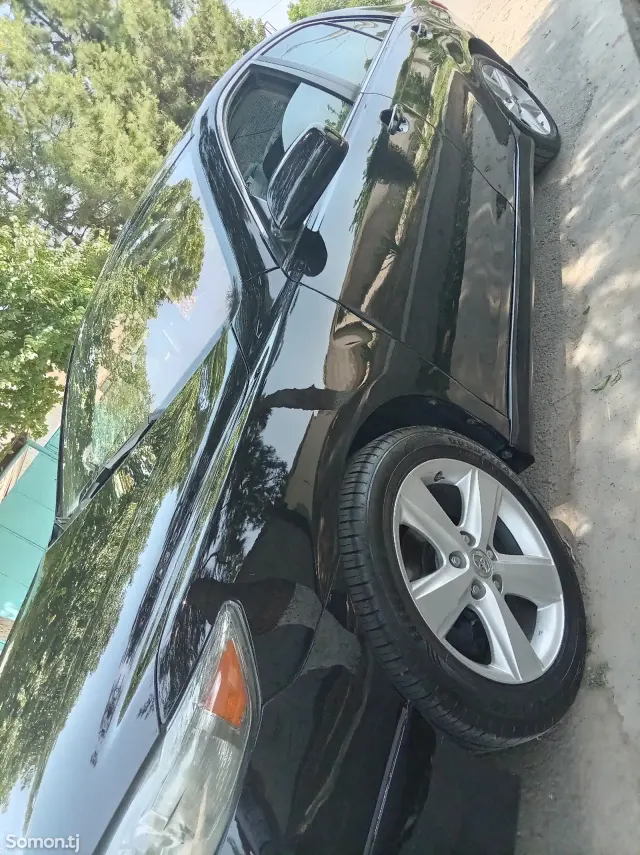 Toyota Camry 2010 · 2.5 AT