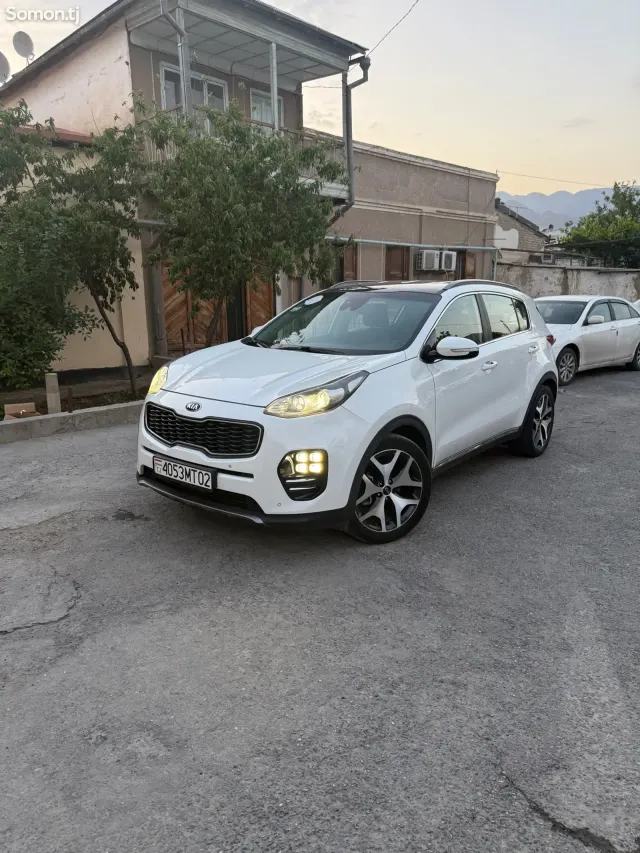 Kia Sportage 2016 · 2.0 AT