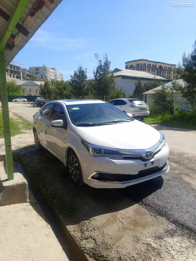 Toyota Corolla 2018 · 1.8 AT
