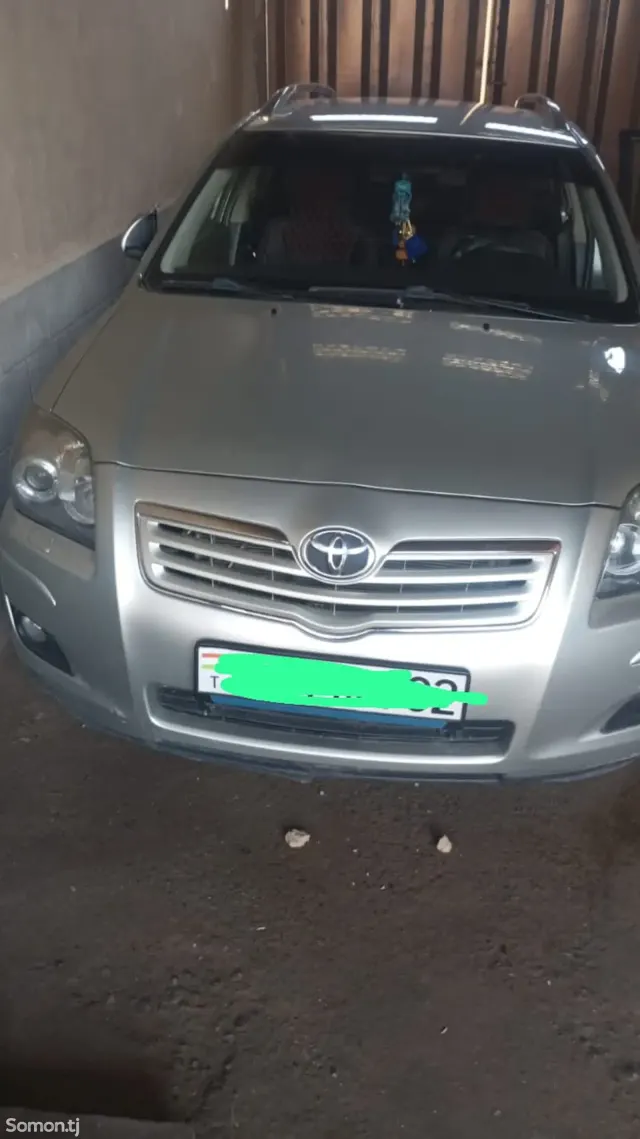 Toyota Avensis 2008 · 1.8 MT