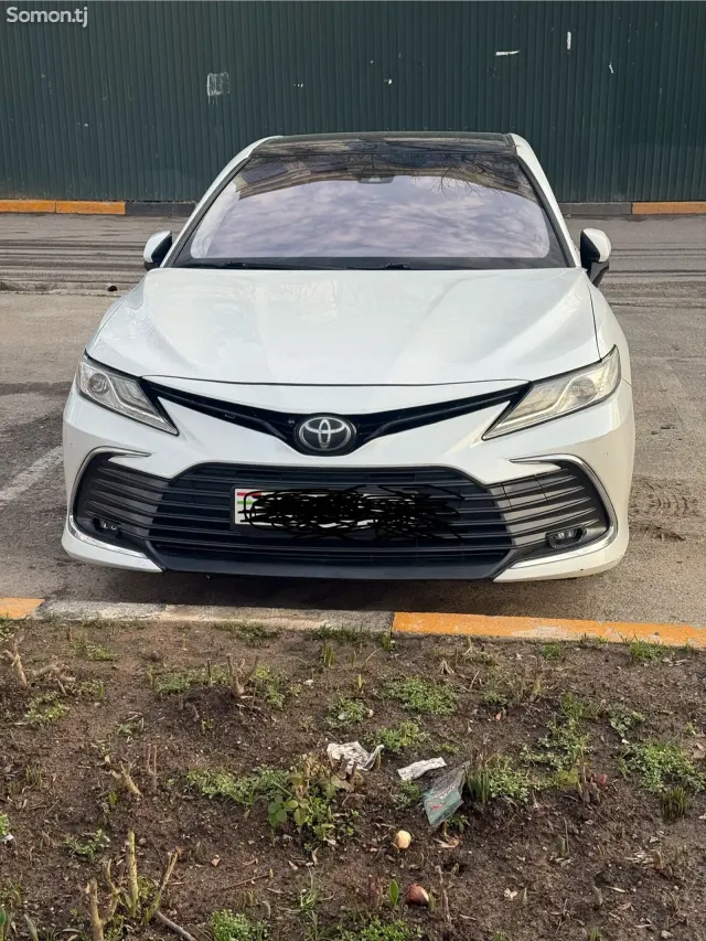 Toyota Camry 2018 · 2.5 AT