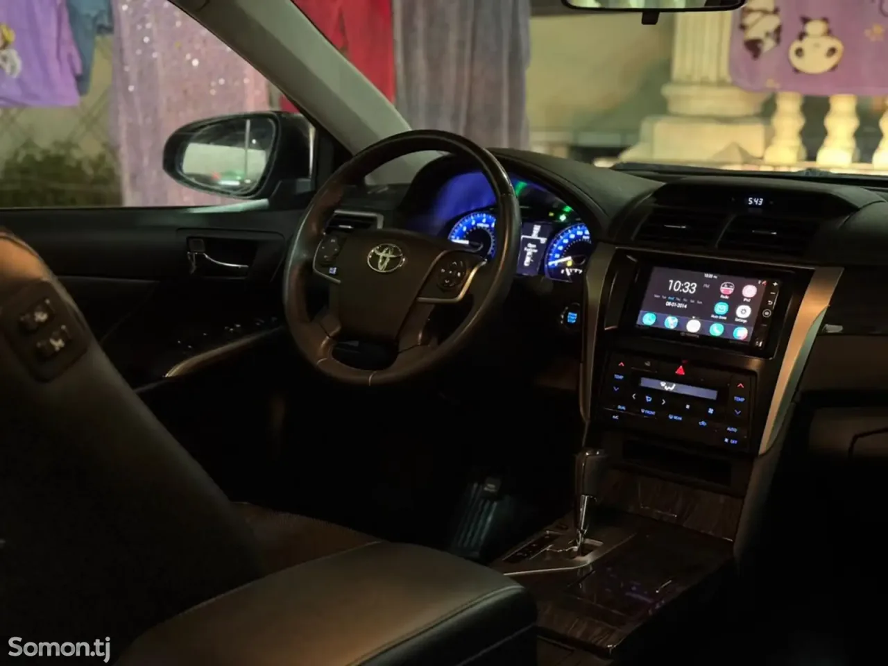 Toyota Camry 2015 · 2.0 AT