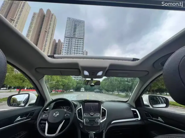 Dongfeng L7 2017 · 2.0 AT