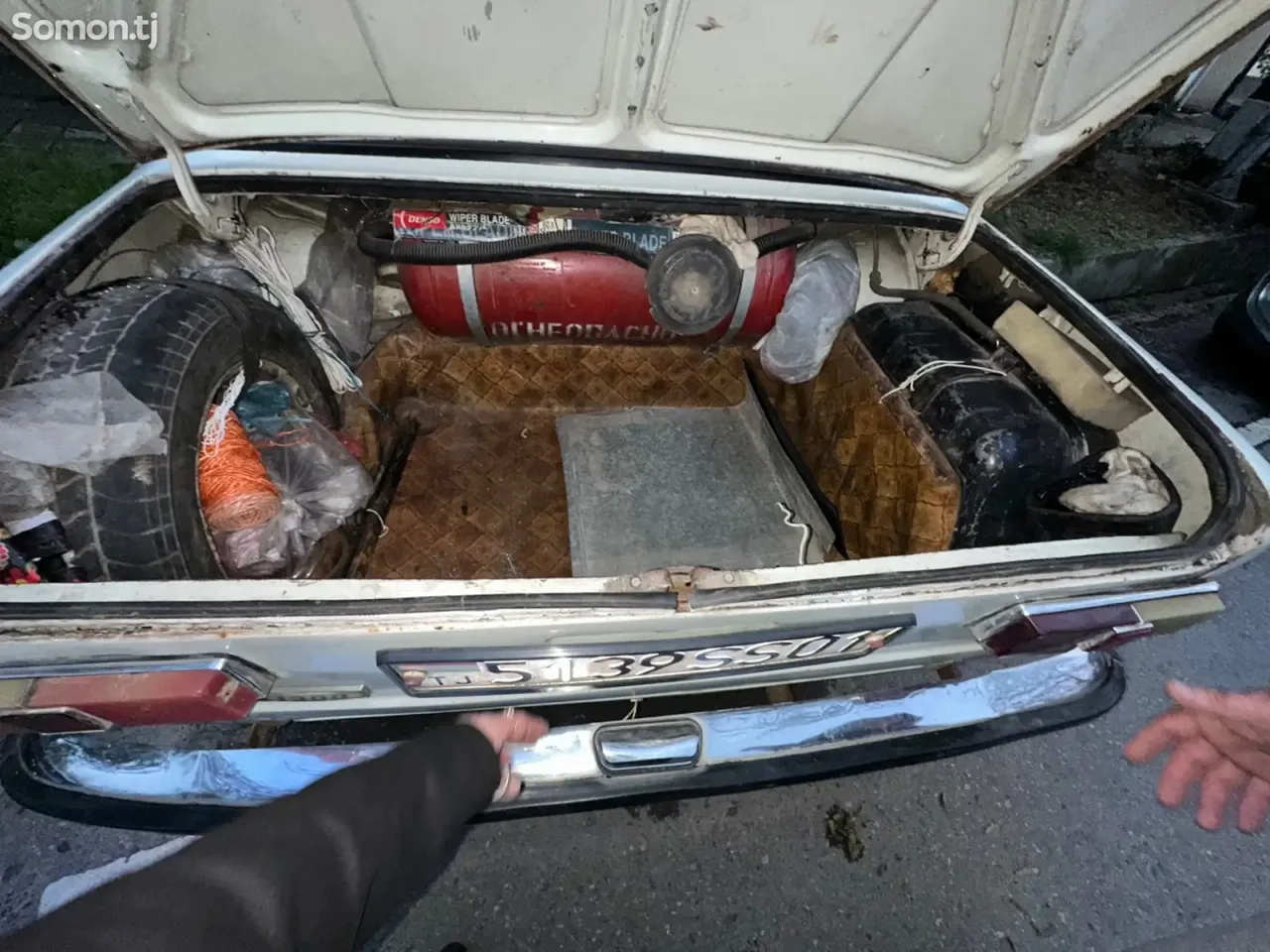 Lada (ВАЗ) 2113 1984 · 1.3 MT