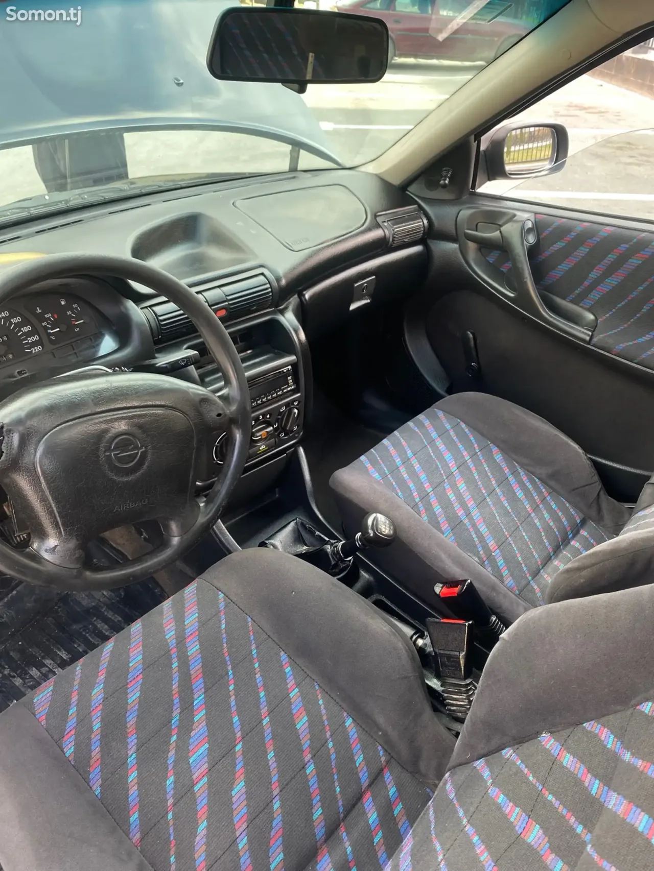 Opel Astra F 1995 · 1.6 MT