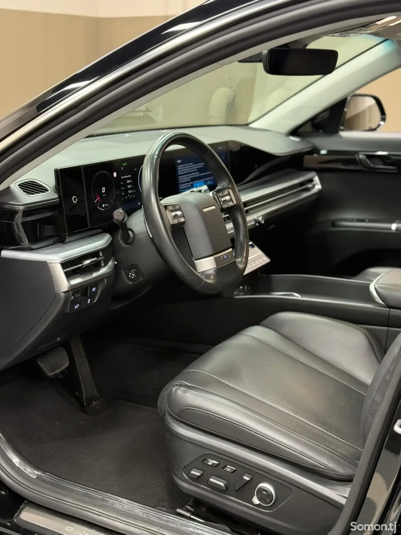 Hyundai Grandeur 2023 · 3.0 AT