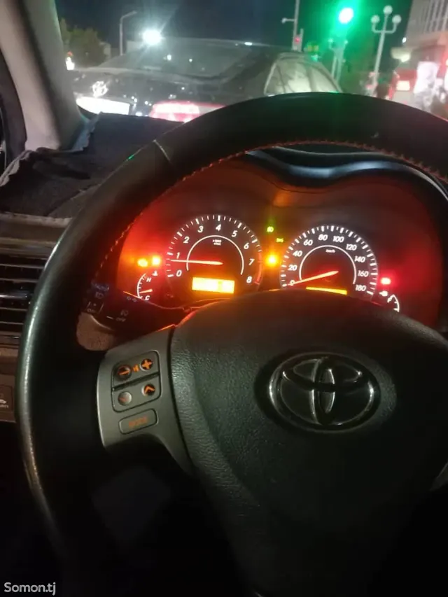 Toyota Fielder 2010 · 1.8 AT