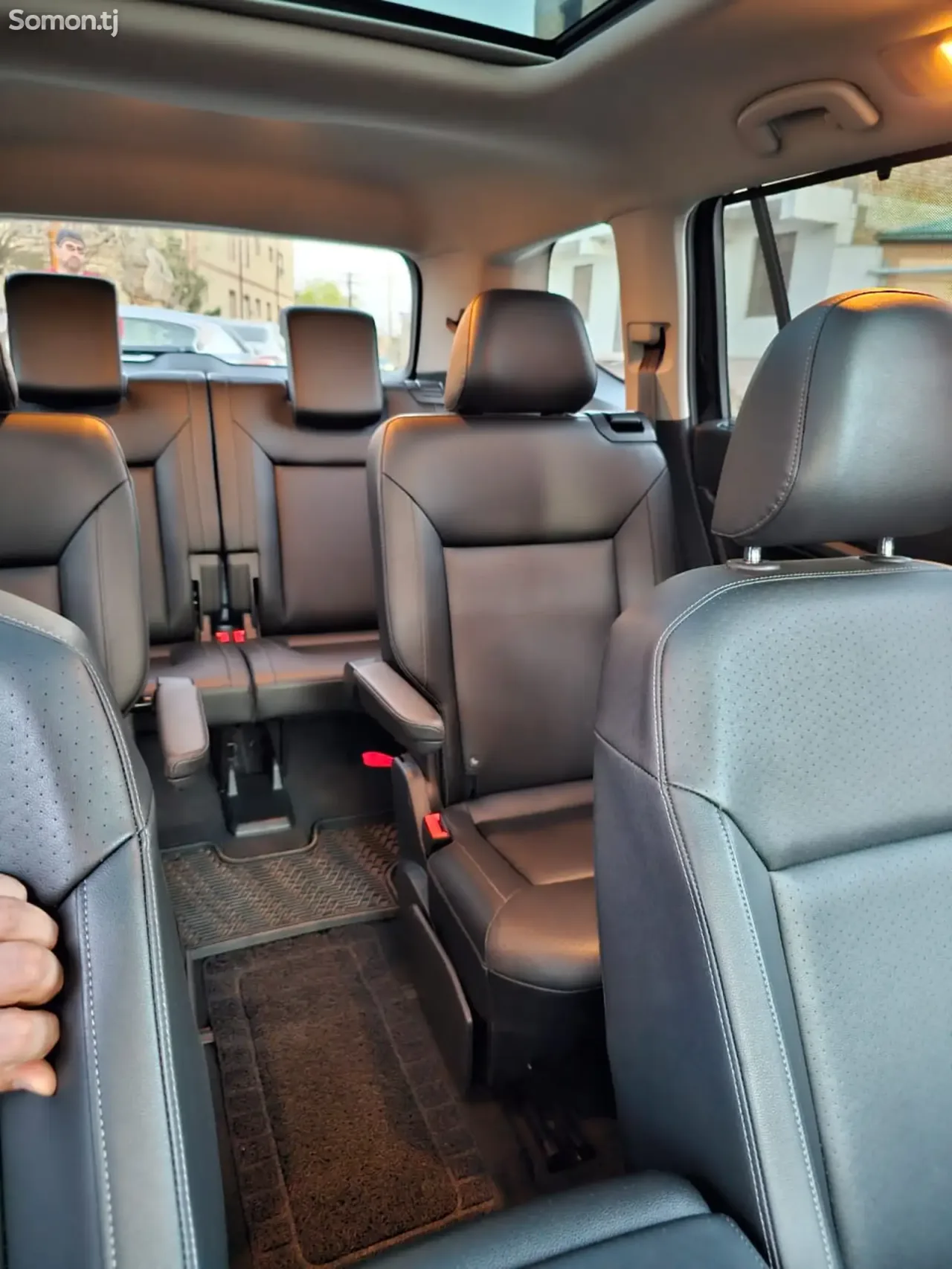 Volkswagen Atlas 2019 · 3.6 AT