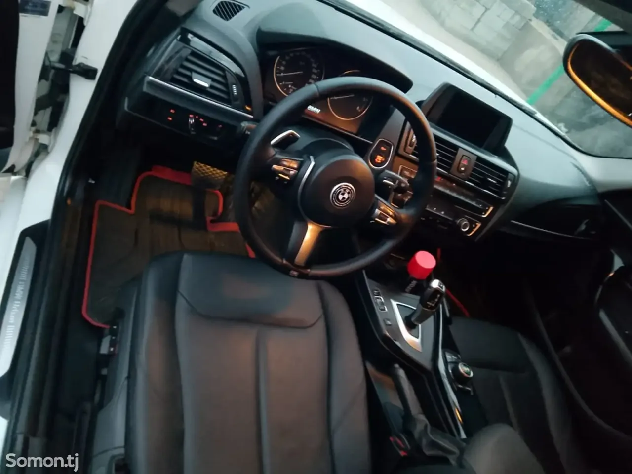 BMW 1 series 2014 · 2.0 AT
