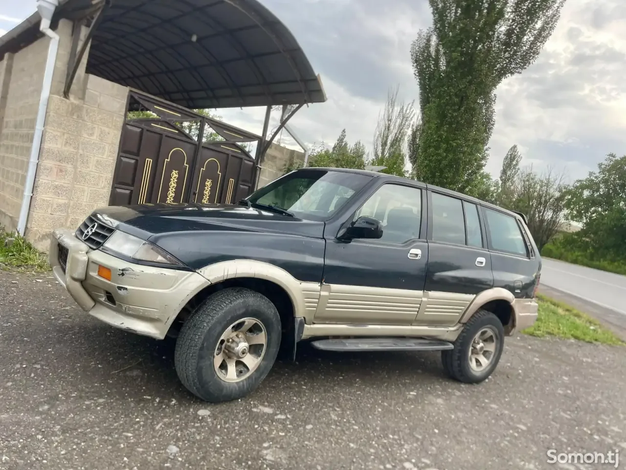 Ssang Yong Musso 1998 · 2.2 MT