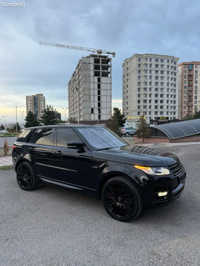 Land Rover Range Rover Sport 2015 · 4.4 AT