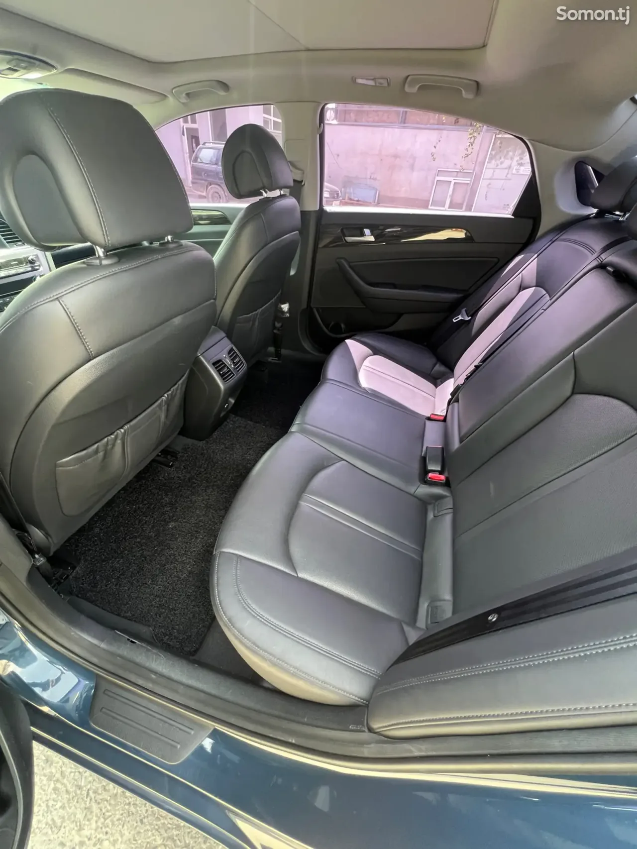 Hyundai Sonata 2015 · 2.0 AT