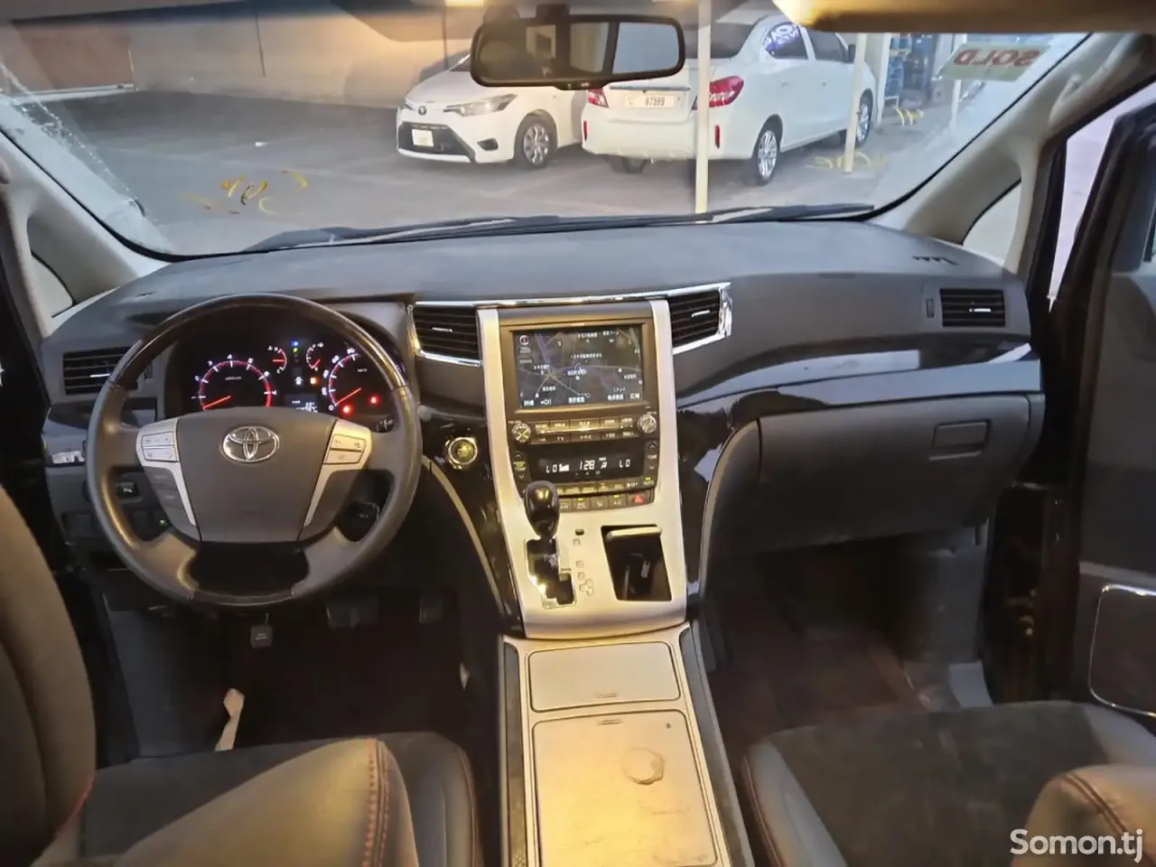 Toyota Vellfire 2014 · 2.4 AT