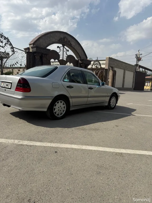 Mercedes-Benz C class 1998 · 1.8 MT