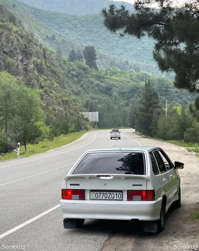Lada (ВАЗ) 2114 2011 · 1.7 MT