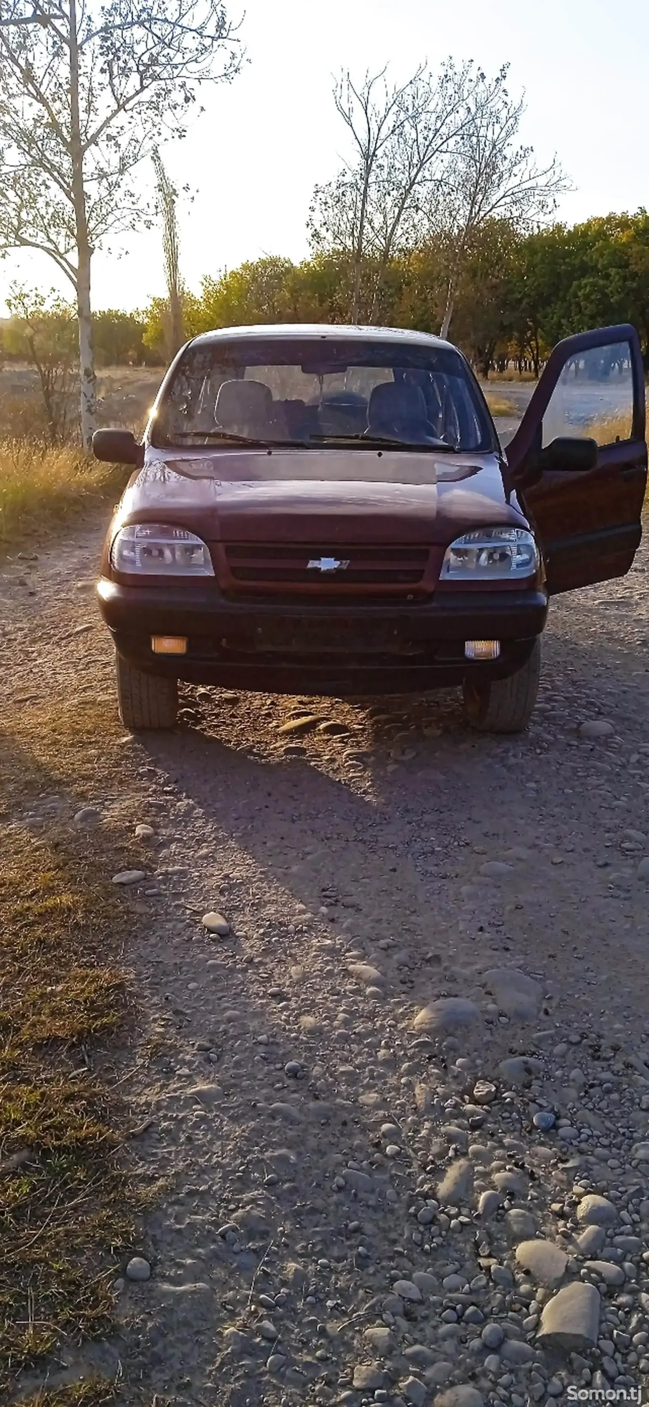 Chevrolet Niva 2004 · 1.6 MT