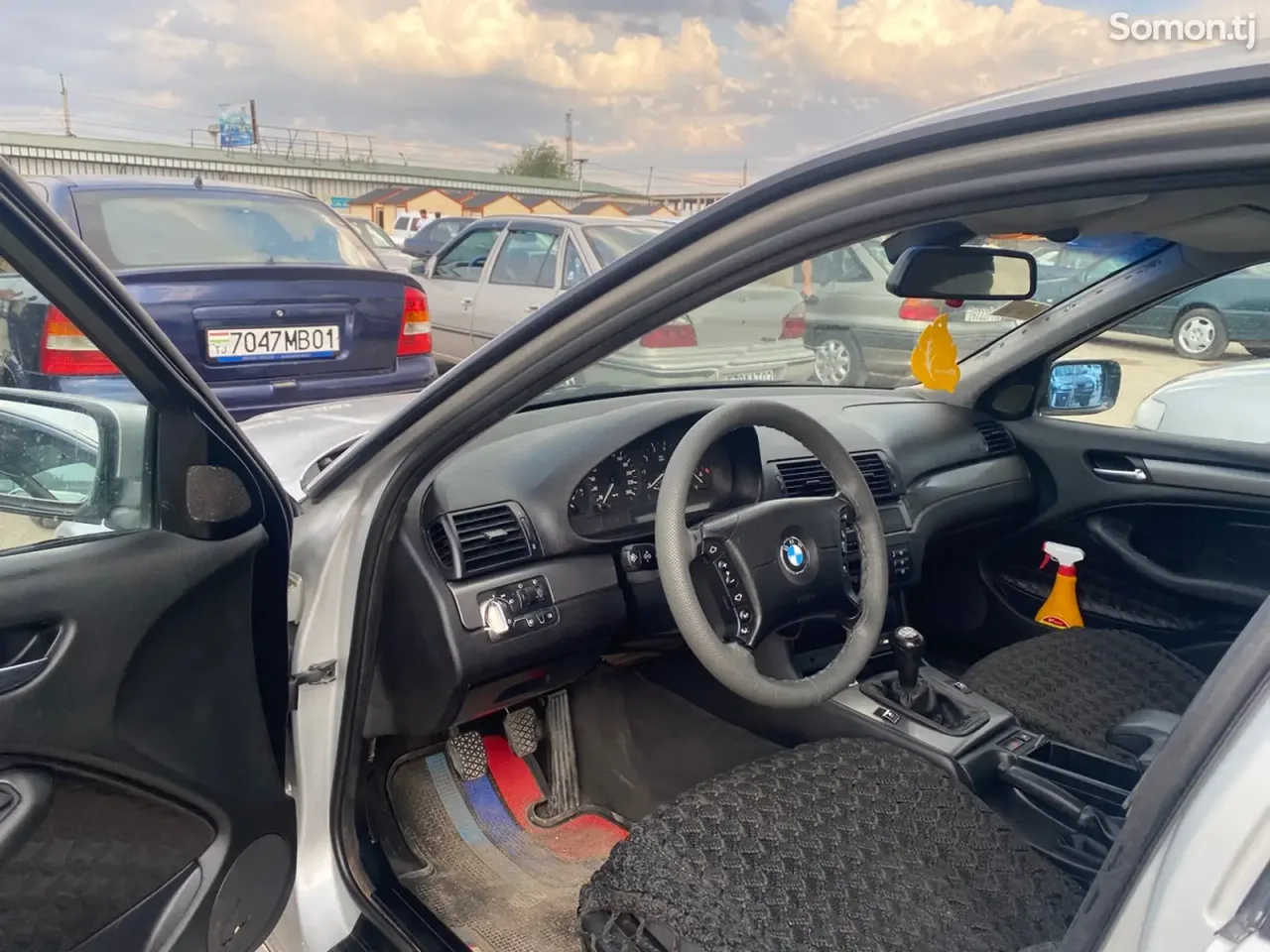 BMW 3 series 2001 · 1.8 MT