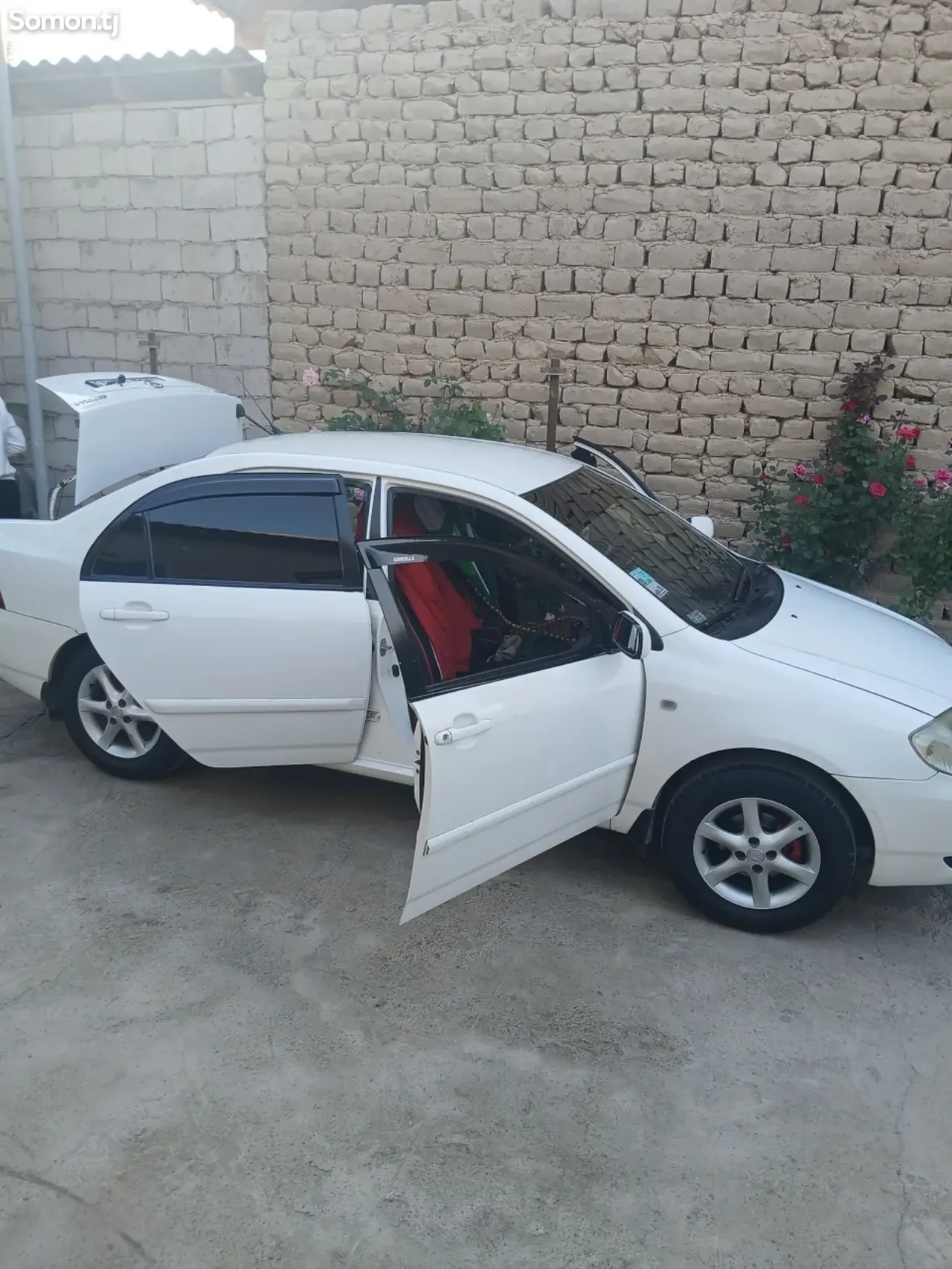 Toyota Corolla 2003 · 1.8 MT