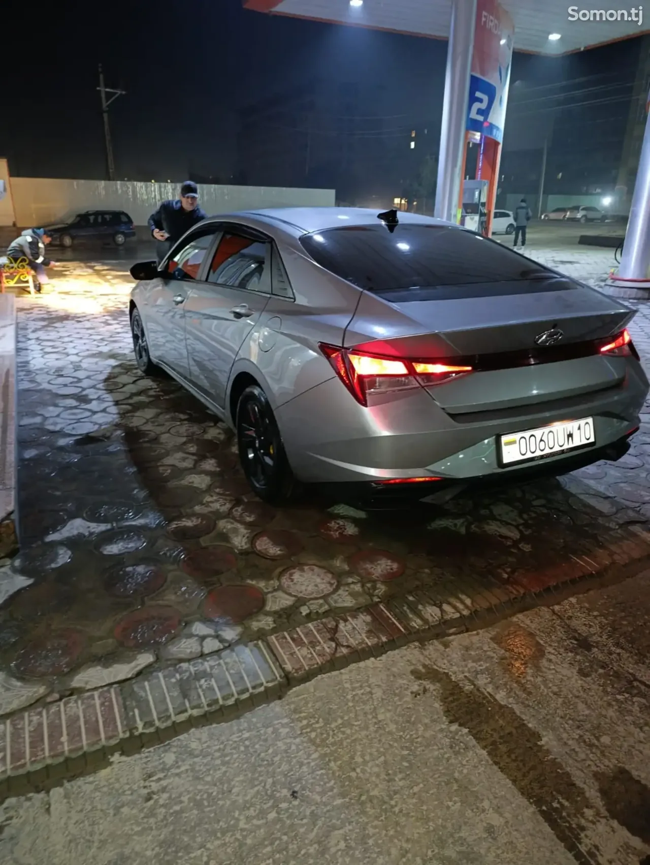 Hyundai Elantra 2022 · 2.0 AT
