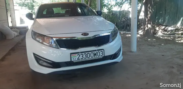 Kia K5 2011 · 2.0 AT