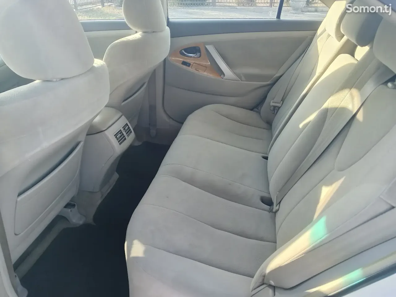 Toyota Camry 2007 · 2.4 AT