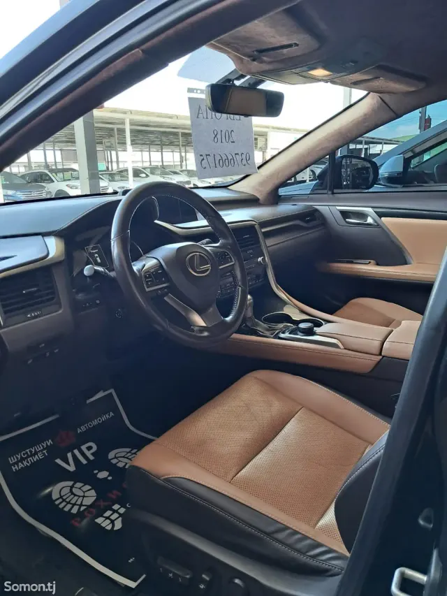 Lexus RX series 2018 · 2.0 AT