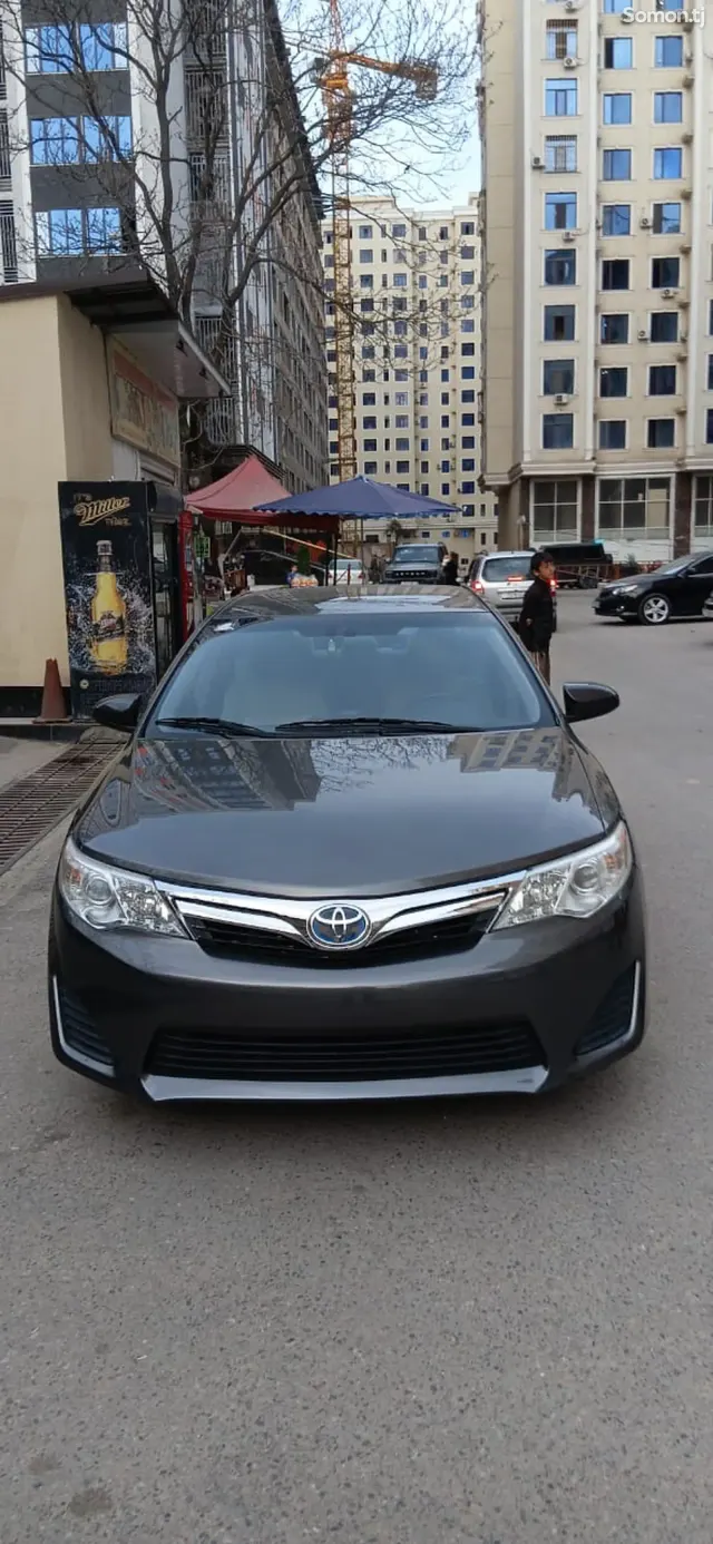 Toyota Camry 2014 · 2.5 AT