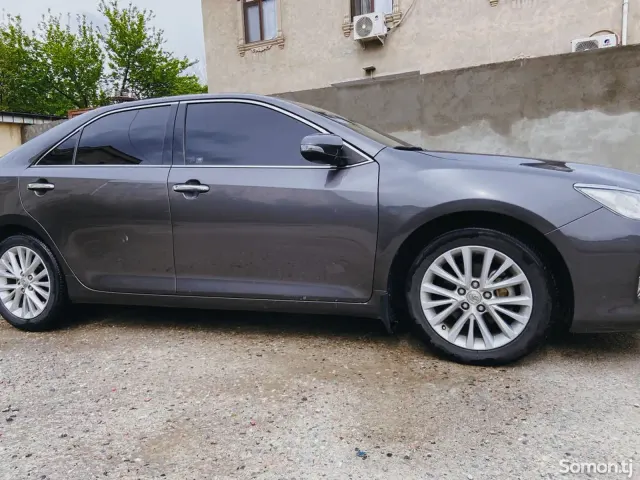 Toyota Camry 2016 · 2.5 AT