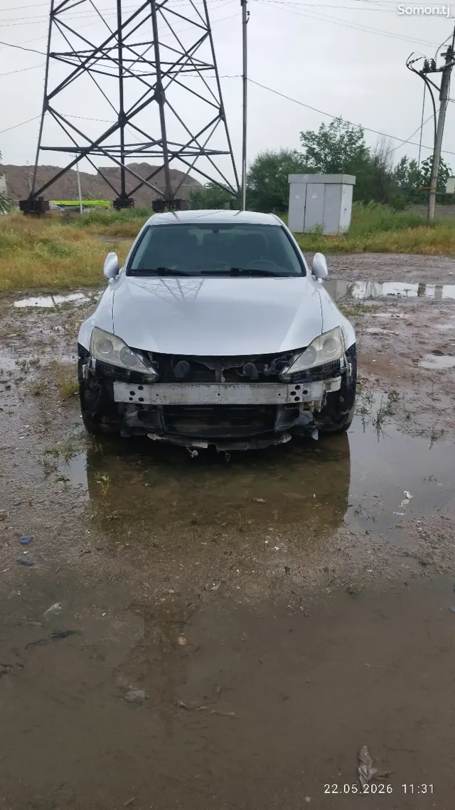 Lexus IS series 2006 · 2.2 MT