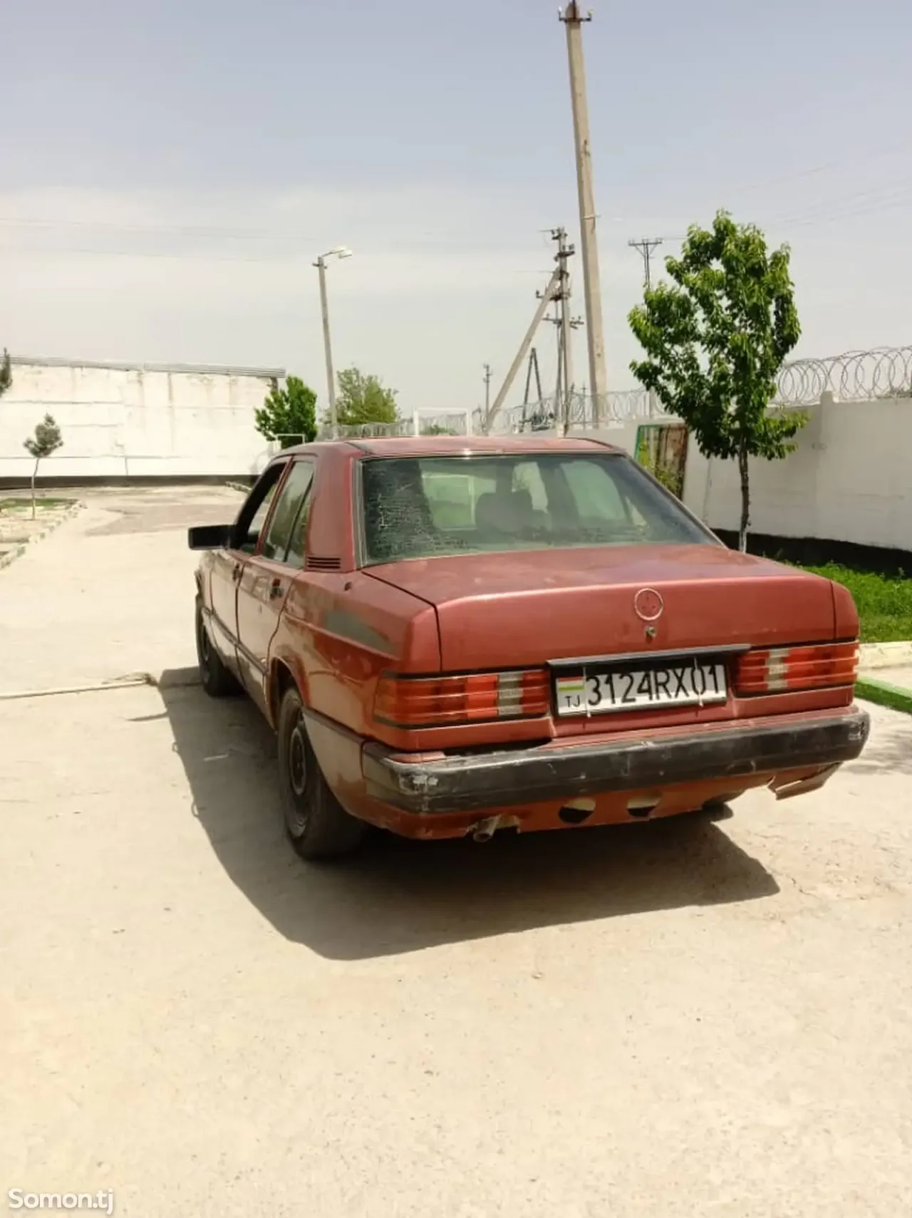 Mercedes-Benz W124 1998 · 2.1 AT